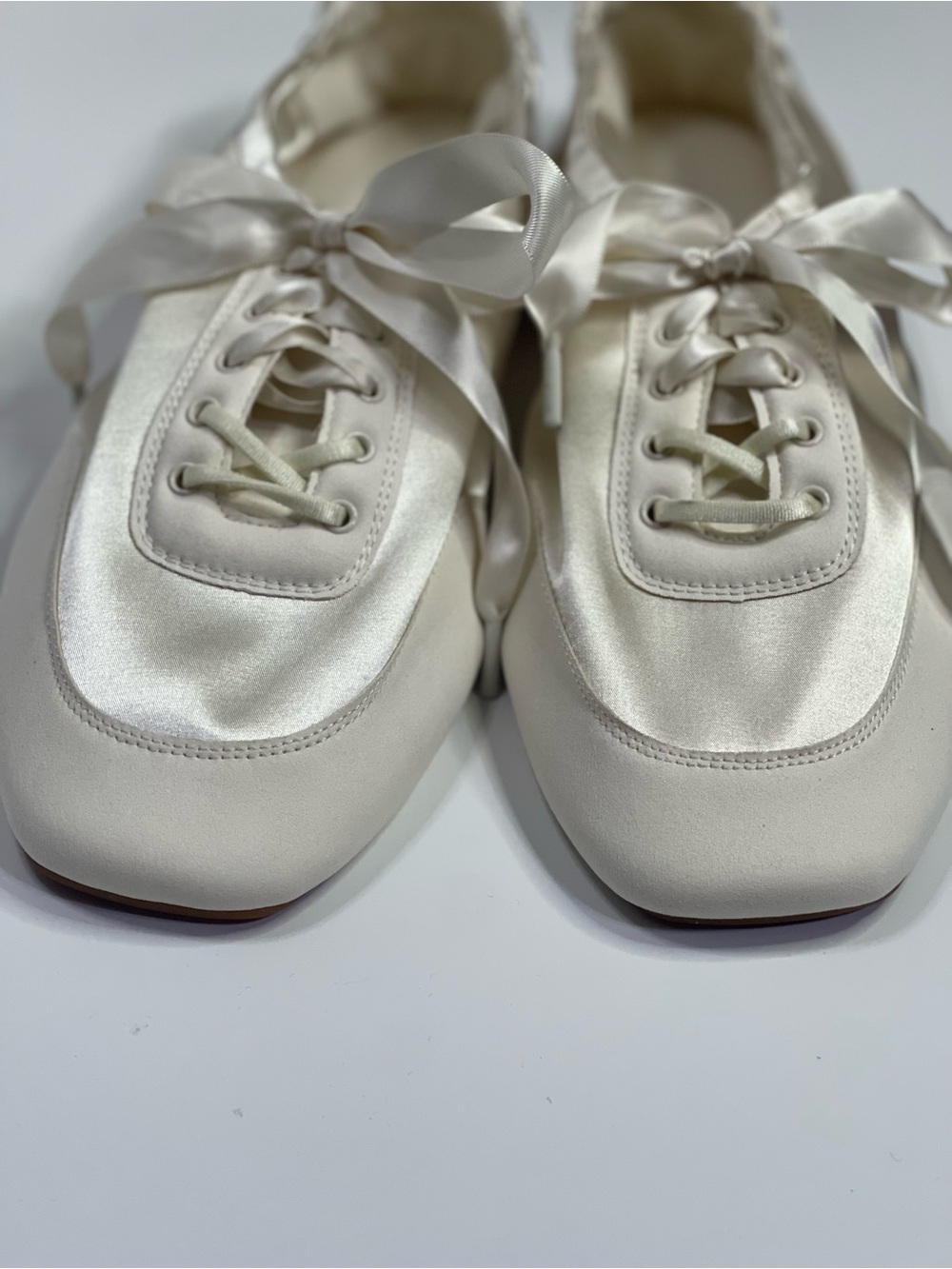 VIVAIA Women's Cristina Square-Toe Sneakers in Ivory - Picture 2 of 9